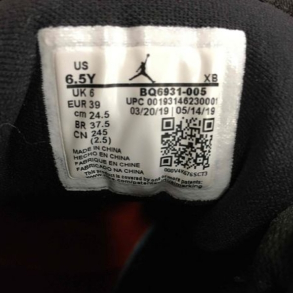 Lakers Nike Air Jordan 1 Mid SG OG Top 3 Size 6.5Y - Picture 9 of 11